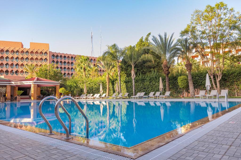 Bazén v ubytování Grand Mogador Menara & Spa nebo v jeho okolí