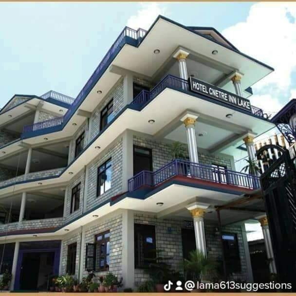 Balkón nebo terasa v ubytování Hotel Center Inn Lake