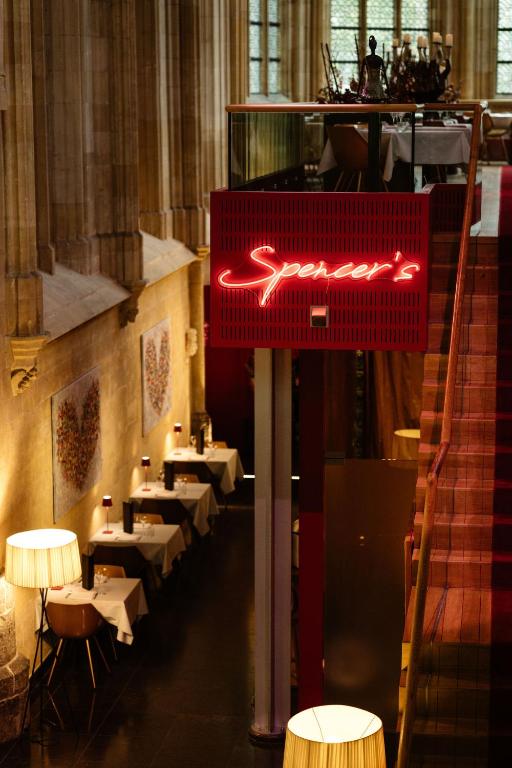 Kruisherenhotel Maastricht - Oostwegel Collection, member of Design Hotels - Resim 16