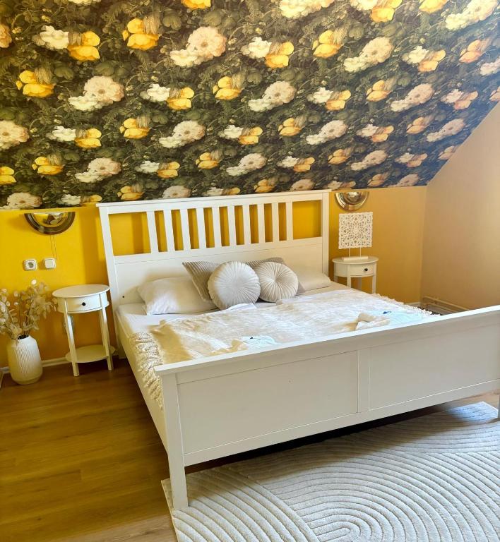 Postel nebo postele na pokoji v ubytování Themenhotel Rehlein