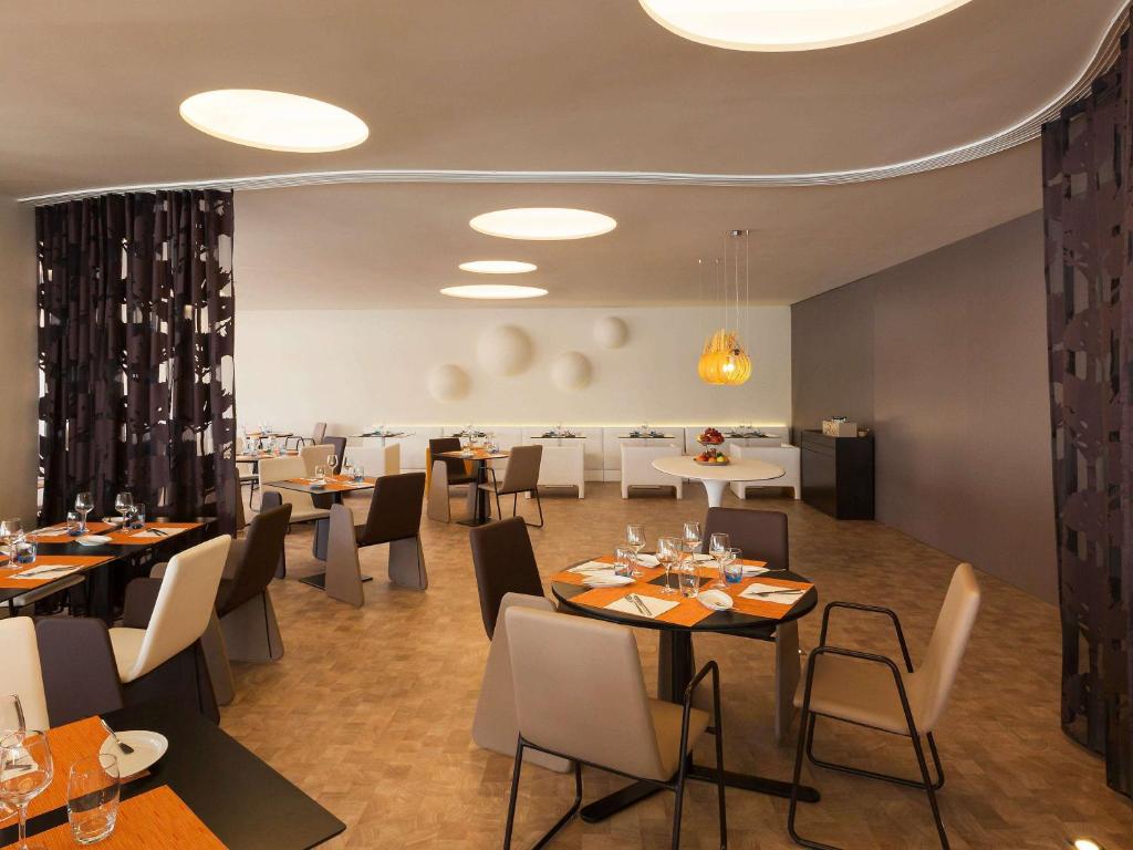 Ресторан / где поесть в Novotel Setubal