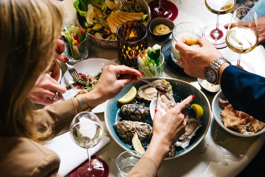 Kruisherenhotel Maastricht - Oostwegel Collection, member of Design Hotels - Resim 25