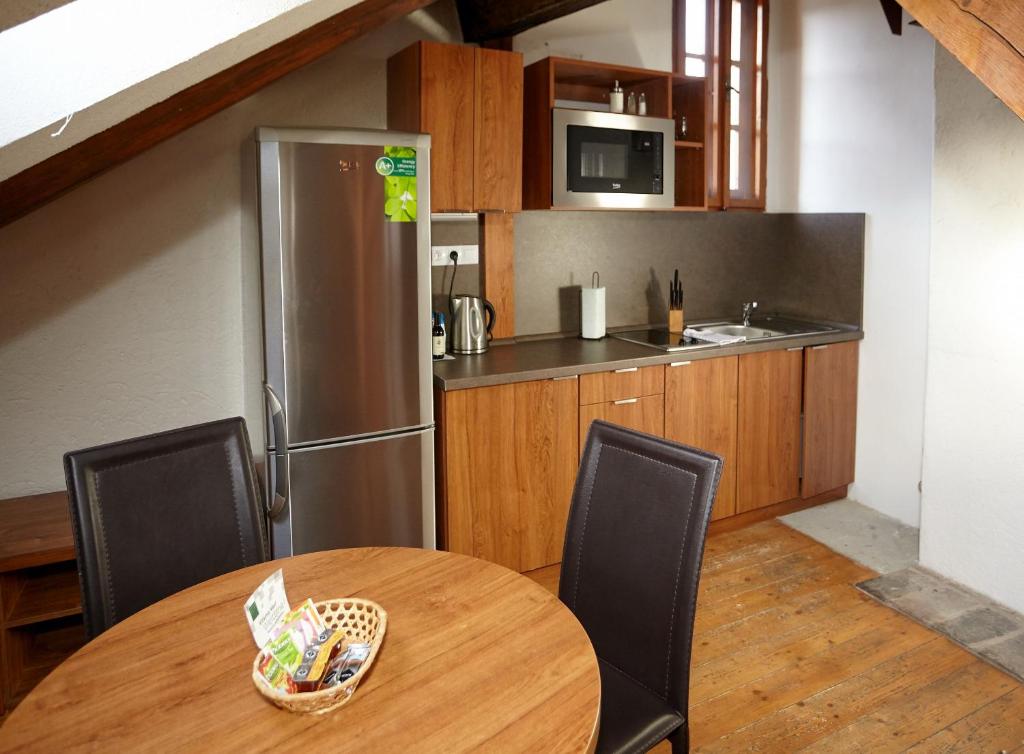 Residence Muzeum Vltavínů - Apartamento De Dos Dormitorios - ático