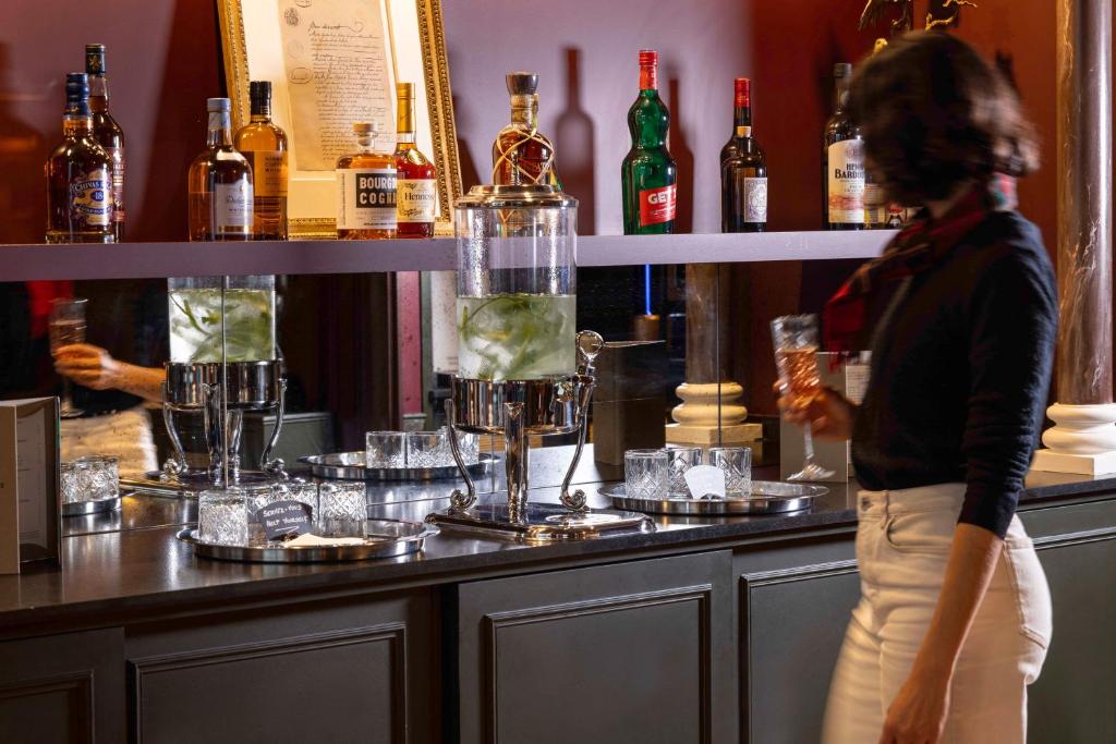 UNE AUTRE CHAMBRE - Resim 21