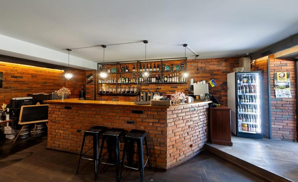 Lounge nebo bar v ubytování Хостел-готель Кремзлик
