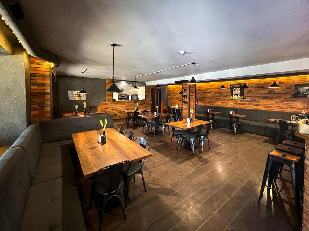 Restaurace v ubytování Хостел-готель Кремзлик