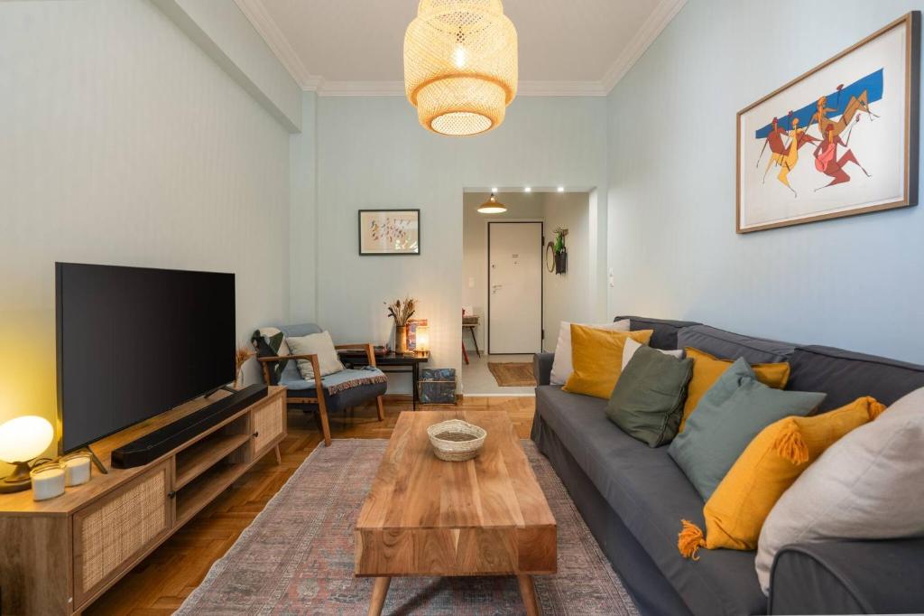 Exarcheia's Singular 1BR