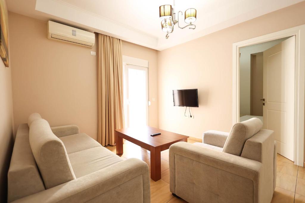 Foto dalla galleria di Apartments Flower Residence a Sarandë
