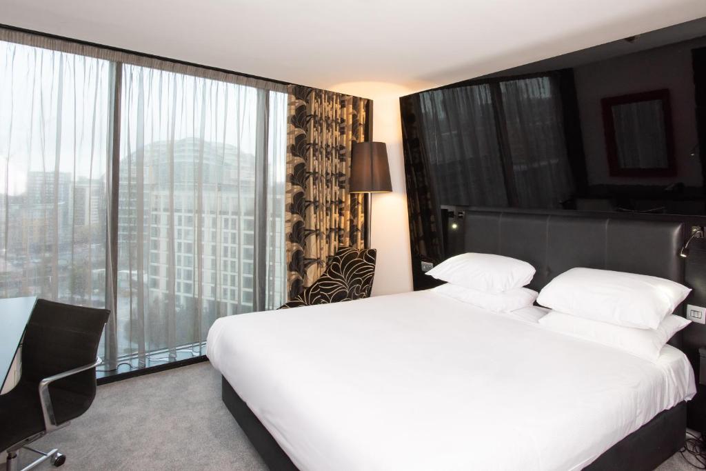 
Standard King Room - Club Floor
