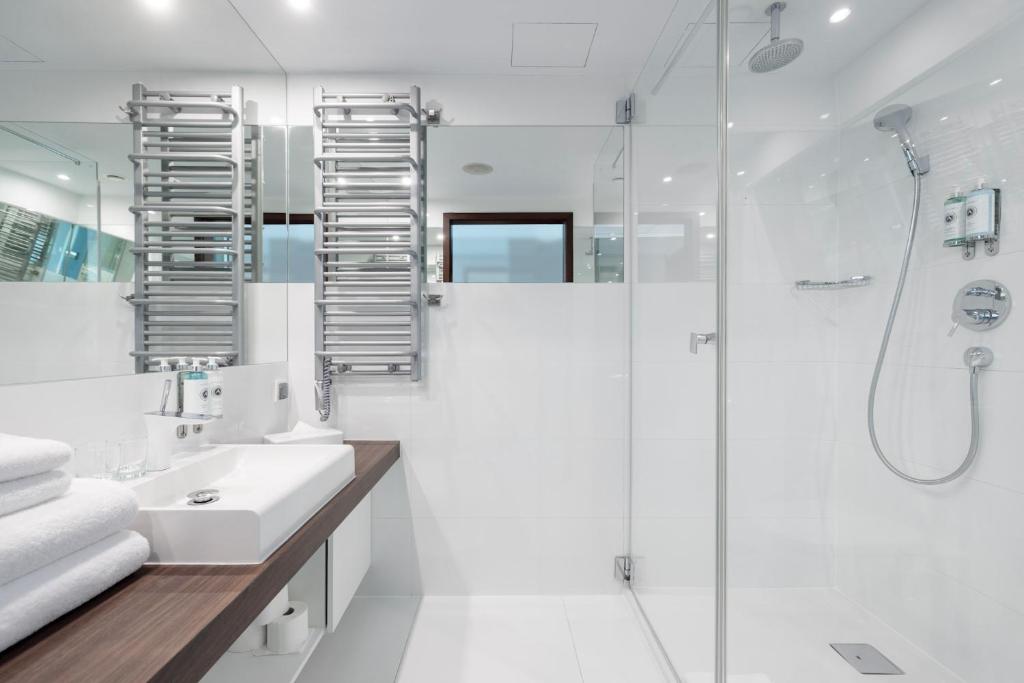 Marine Hotel by Zdrojowa - 5