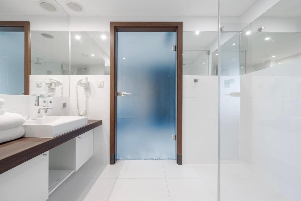 Marine Hotel by Zdrojowa - 16