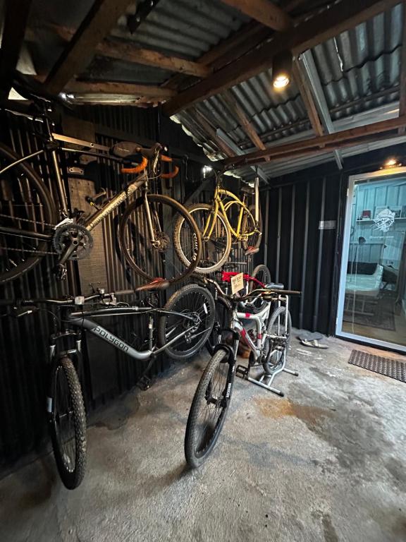 Galería fotográfica de Losmanos Hostel en Yogyakarta