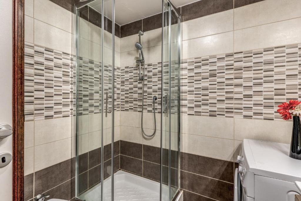 M&L Apartments - Ardesia Colosseo - One-Bedroom Apartment