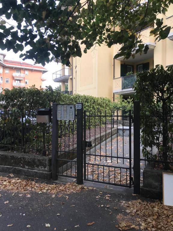 Fotografie z fotogalerie ubytování Appartamento confortevole v destinaci Tortona