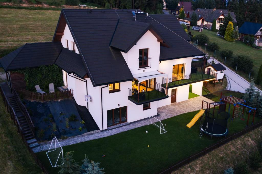 Apartamenty Blisko Słońca - Jacuzzi, Playgrounds - Housity