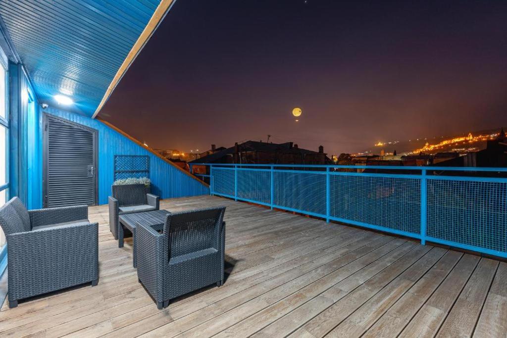 Balkón nebo terasa v ubytování Blue Terrace Hotel