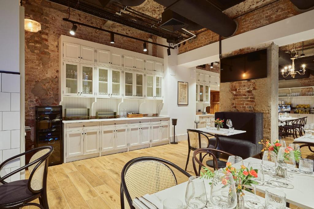 ARCHE Klasztor Wroclaw - Resim 8