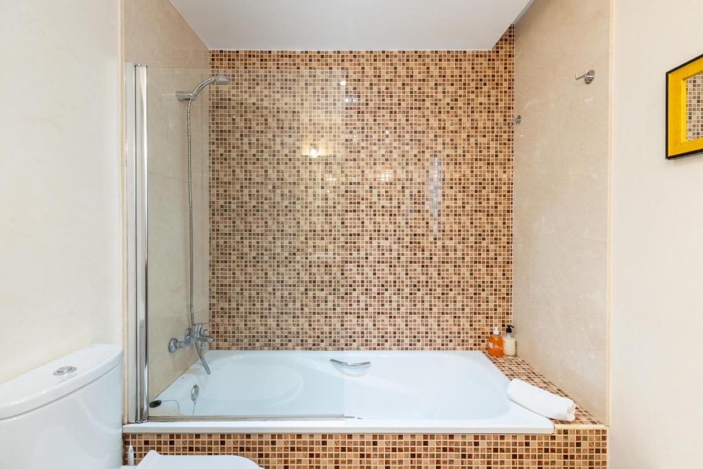 Kúpeľňa v ubytovaní Veoapartment Alhóndiga Segundo