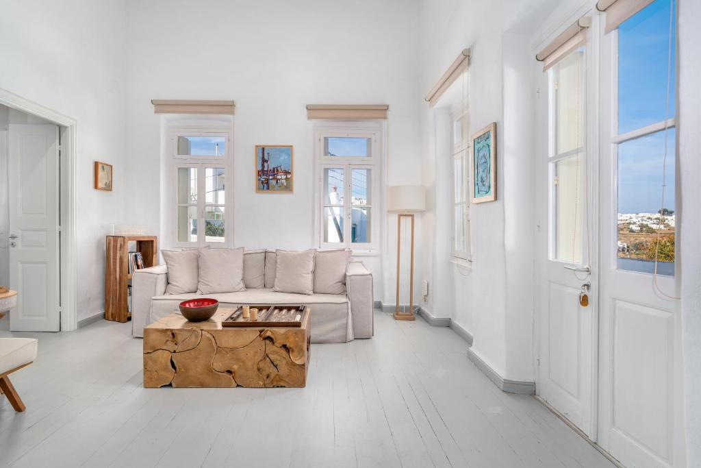 Χώρος καθιστικού στο Rabagas Suites - In The Heart of Sifnos