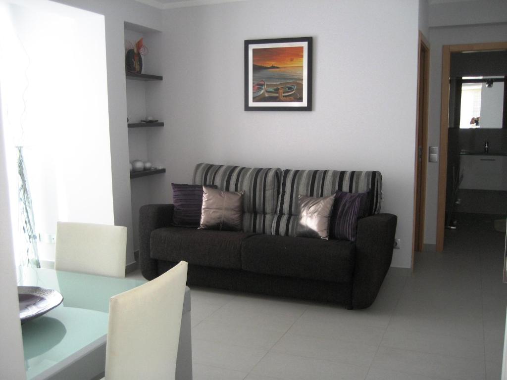 Bay View Apartments - 5