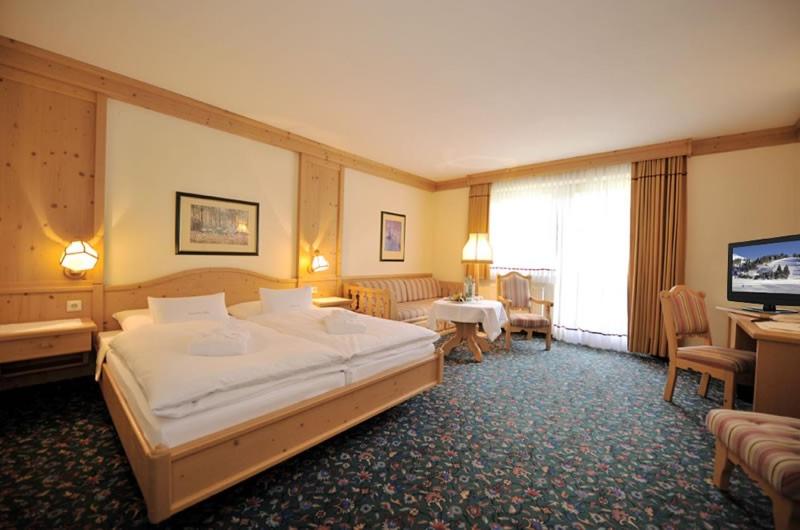 Postel nebo postele na pokoji v ubytování Hotel Koch