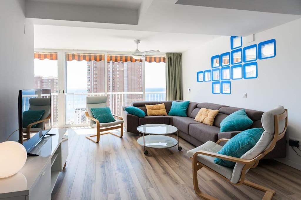 Χώρος καθιστικού στο Stylish and modern Apartment