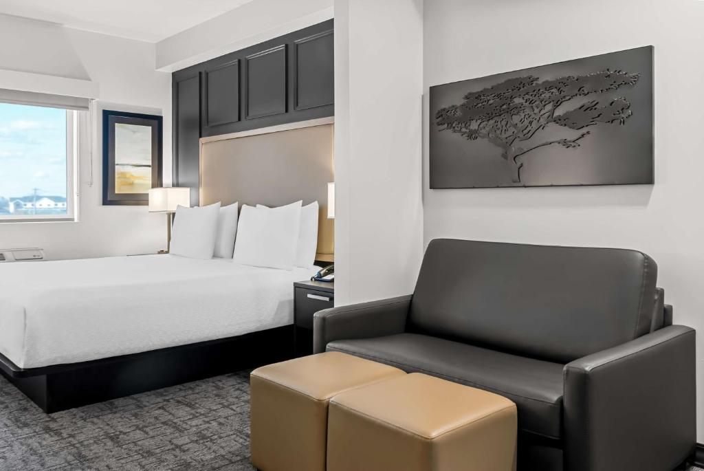 Postel nebo postele na pokoji v ubytování Best Western Plus Winkler