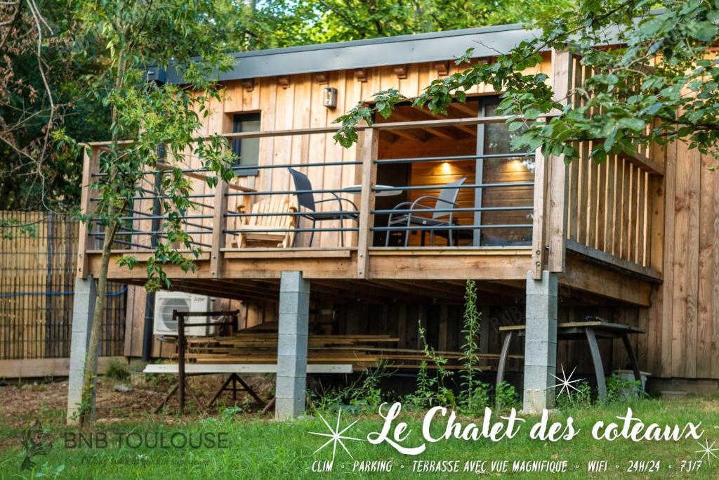 Μπαλκόνι ή βεράντα στο BNB TOULOUSE - Le Chalet des coteaux - Cadre magnifique - WiFi - Parking