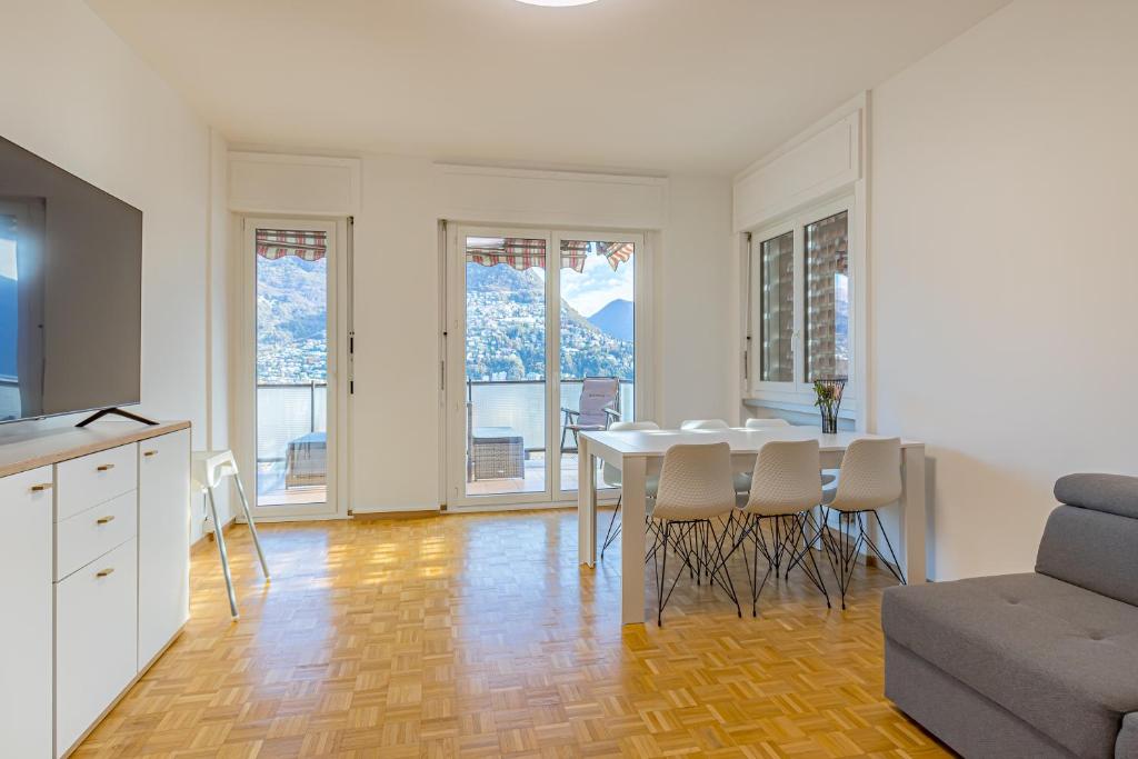 Imperial of Lugano 4 with a lake view behind the station and 10 min from the lake - Resim 13