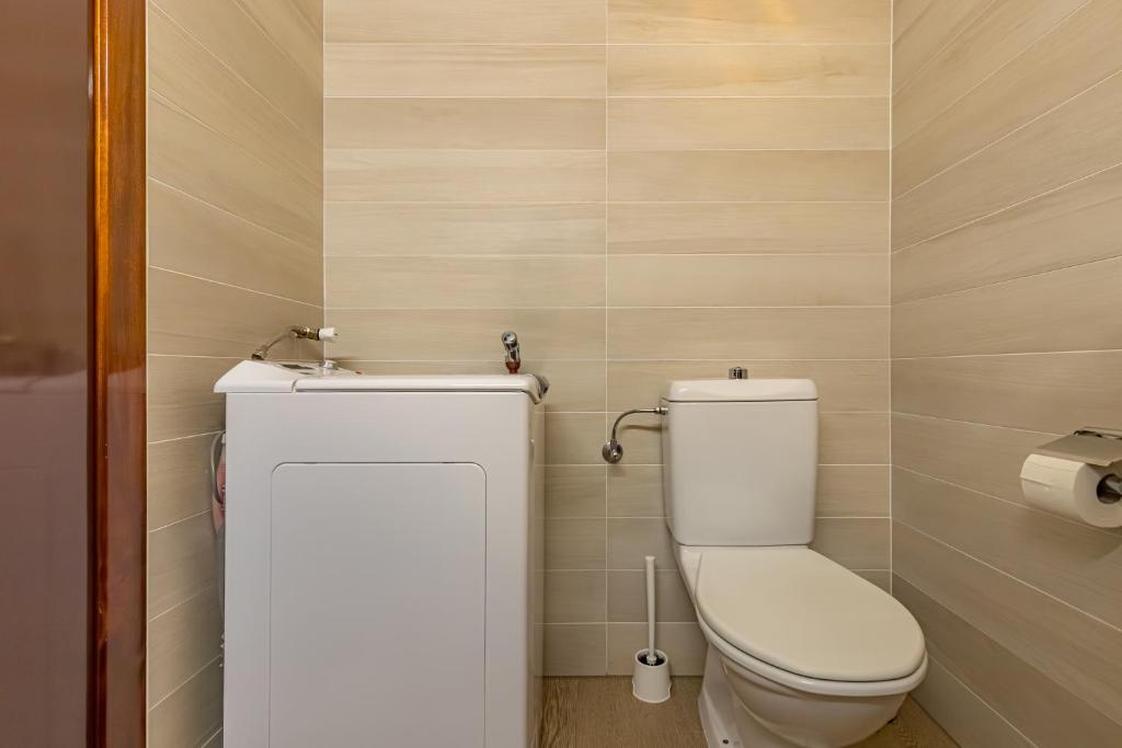 Imperial of Lugano 4 with a lake view behind the station and 10 min from the lake - Resim 29