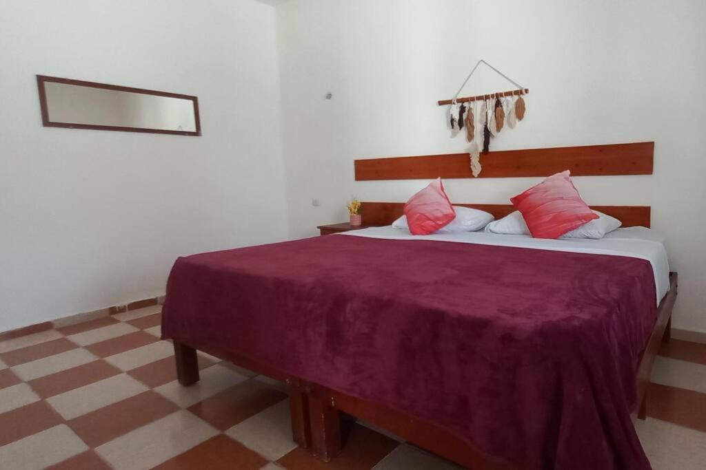 Ένα ή περισσότερα κρεβάτια σε δωμάτιο στο 4 Tiburón Toro Squalo's place