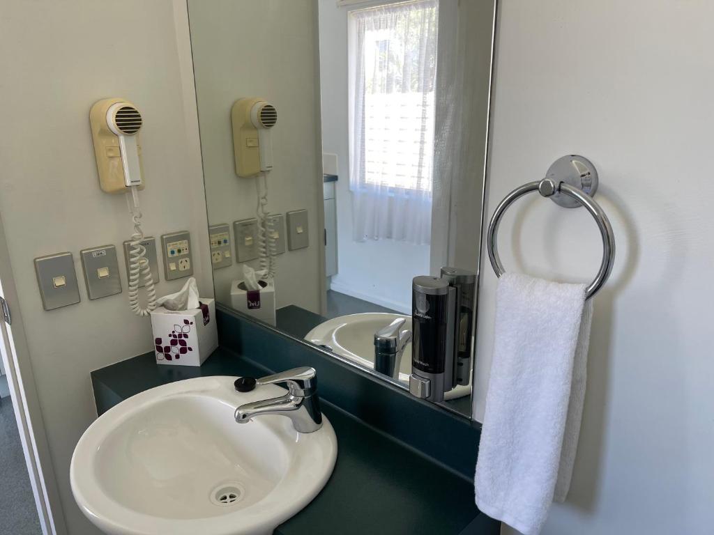 Camelot Motor Lodge and Conference Centre - Resim 42