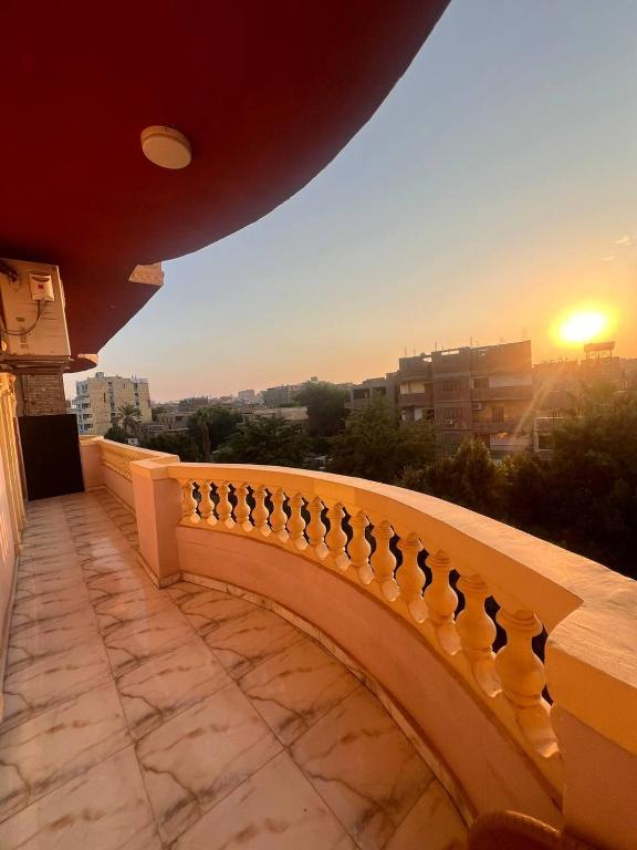 Balkón nebo terasa v ubytování City pyramids inn