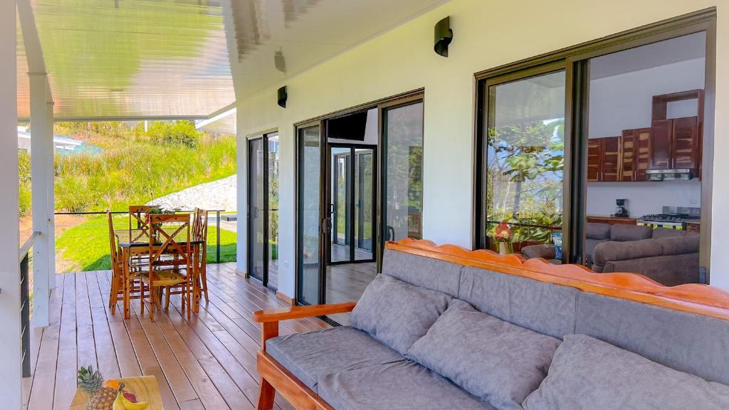 Posezení v ubytování Canavida Villas & Resort
