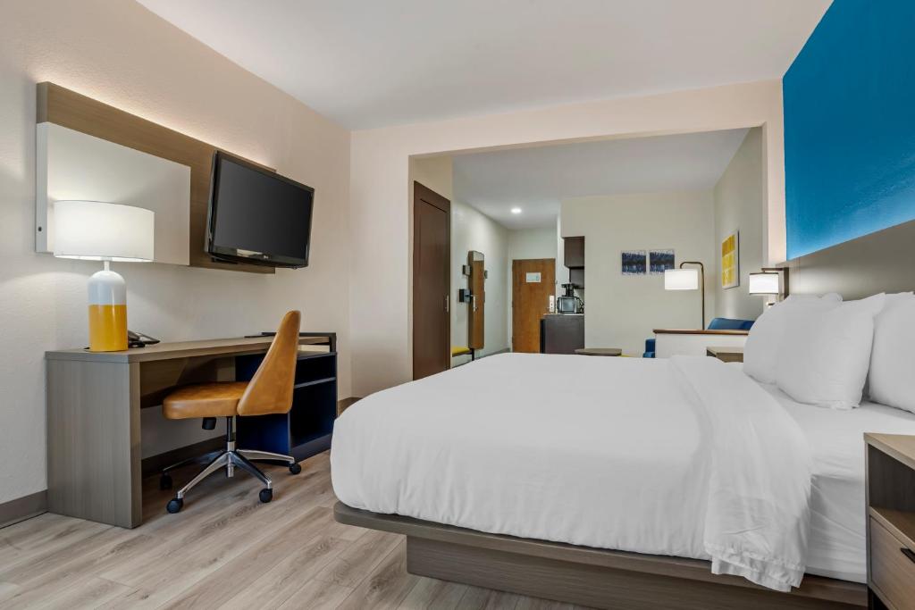 Comfort Suites Hattiesburg near University photo
