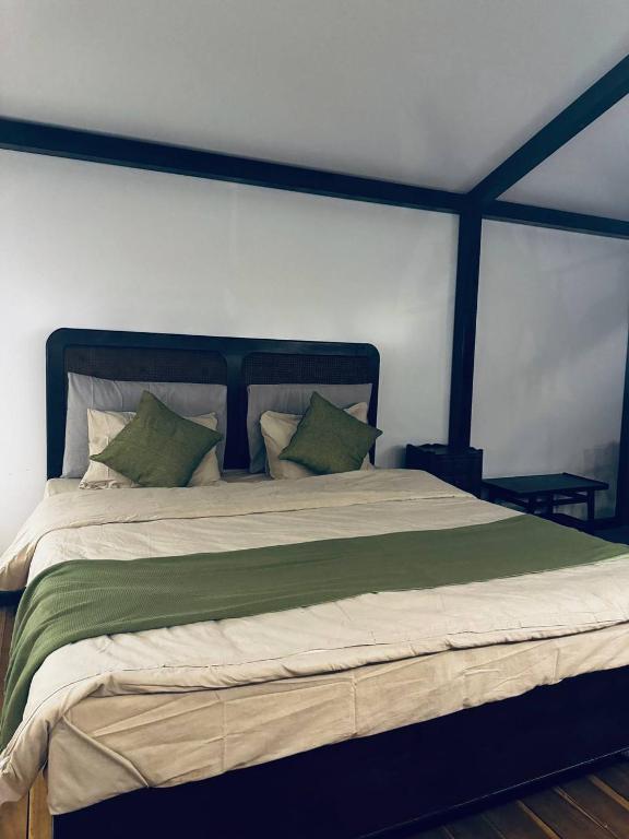 Tropical eglamping - Habitación King Con Vistas Al Jardín