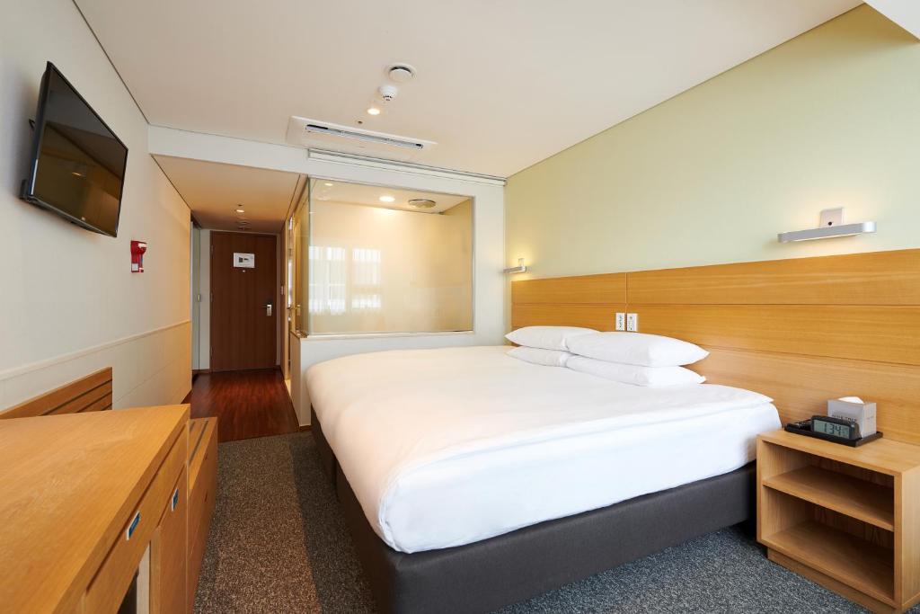 Nine Tree by Parnas Seoul Myeongdong 1 - Habitación Doble Hollywood