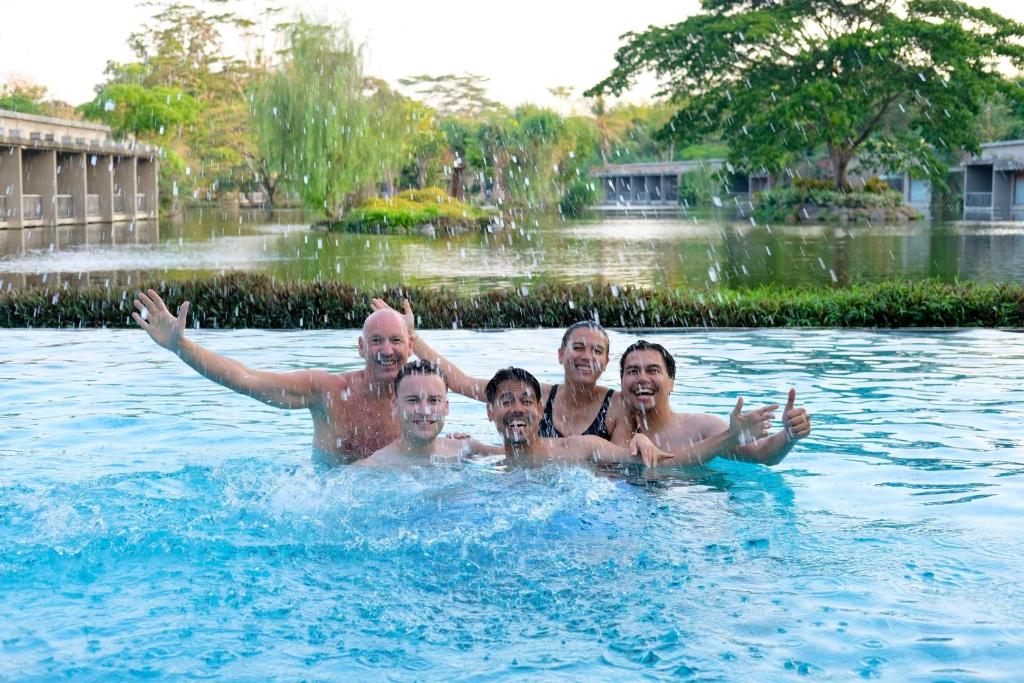 Hosté ubytování The Westlake Hotel & Resort Yogyakarta