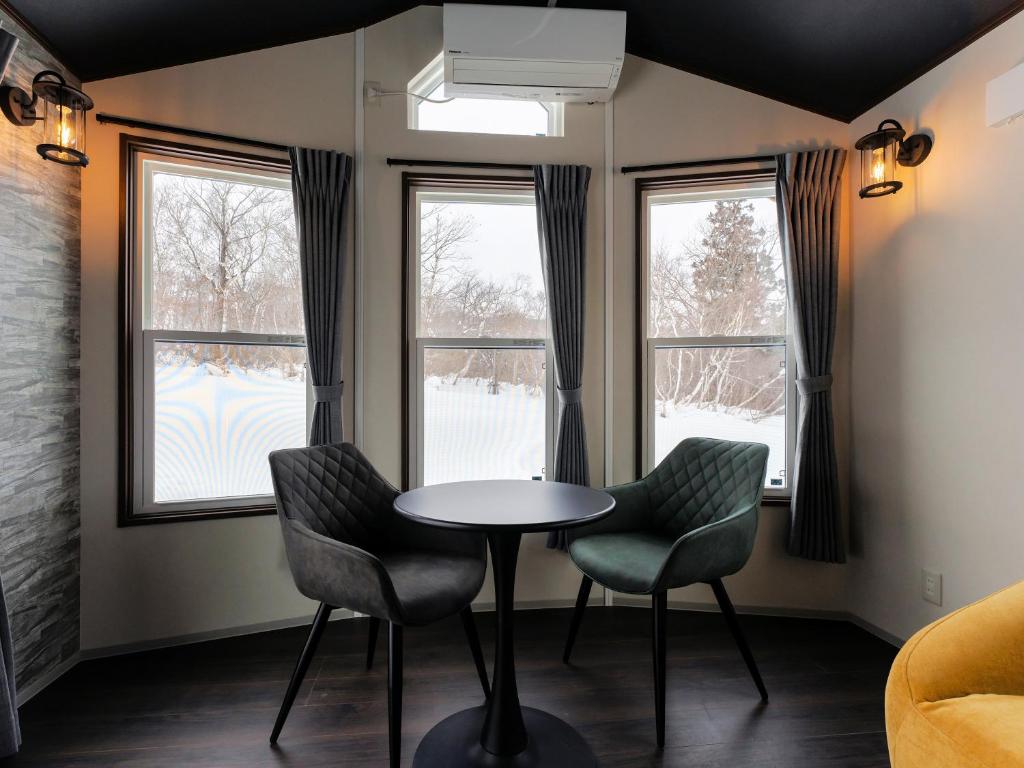 Posezení v ubytování Myoko Onsen cottage Ajisai
