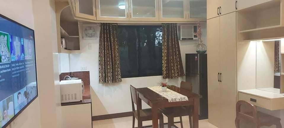 Le Chateau Residences photo