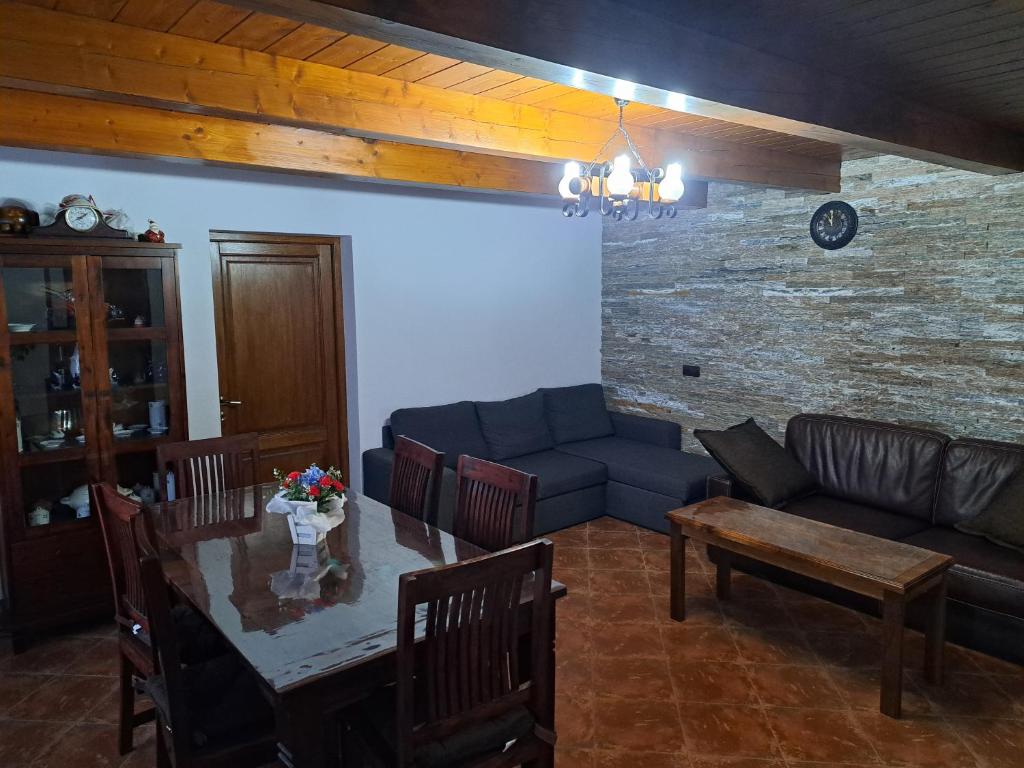 Posezení v ubytování Casa rustică săceleană