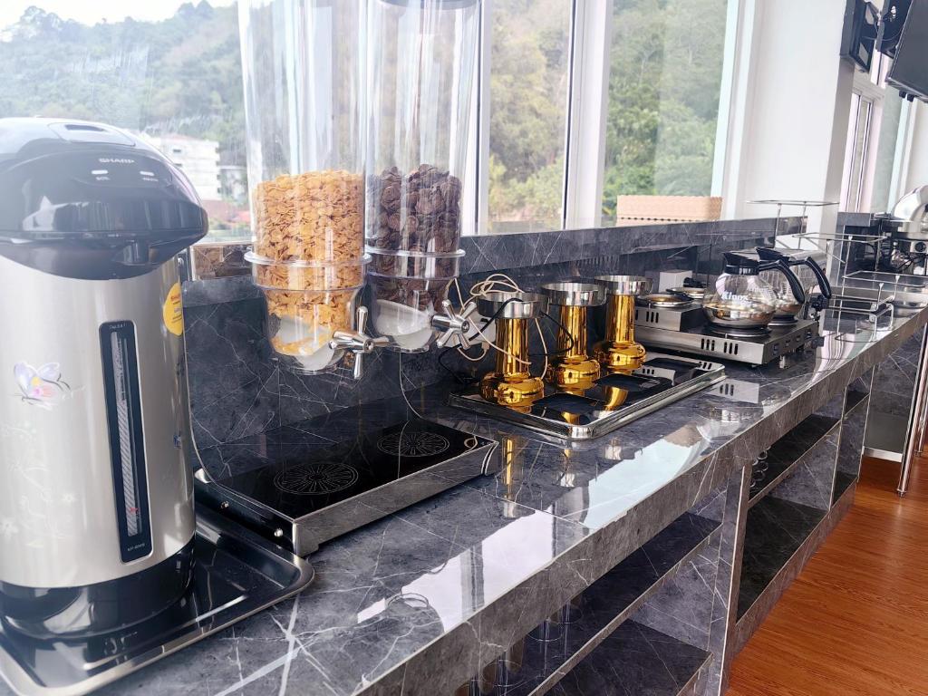 Meet Holiday International Hotel-Patong ???????????-??? - Resim 25