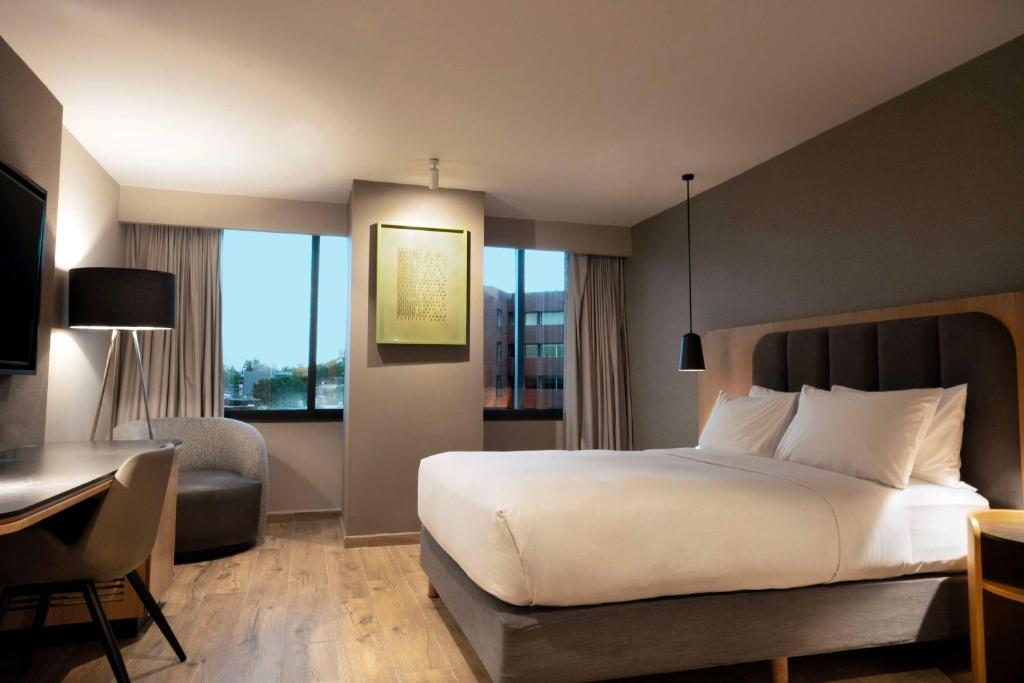Hilton Mexico City Airport - Habitación De La Reina