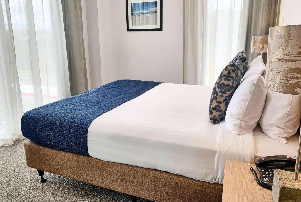 Ramada Suites by Wyndham Albany - Resim 4