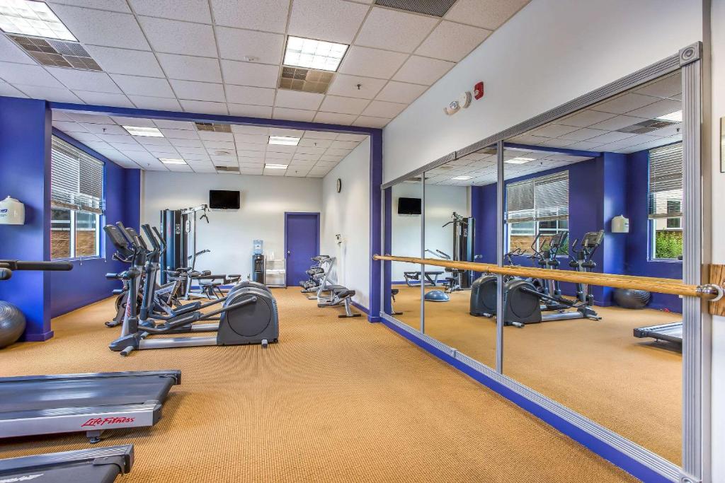 Fitness centrum a/nebo fitness zařízení v ubytování Burrstone Inn, Ascend Hotel Collection