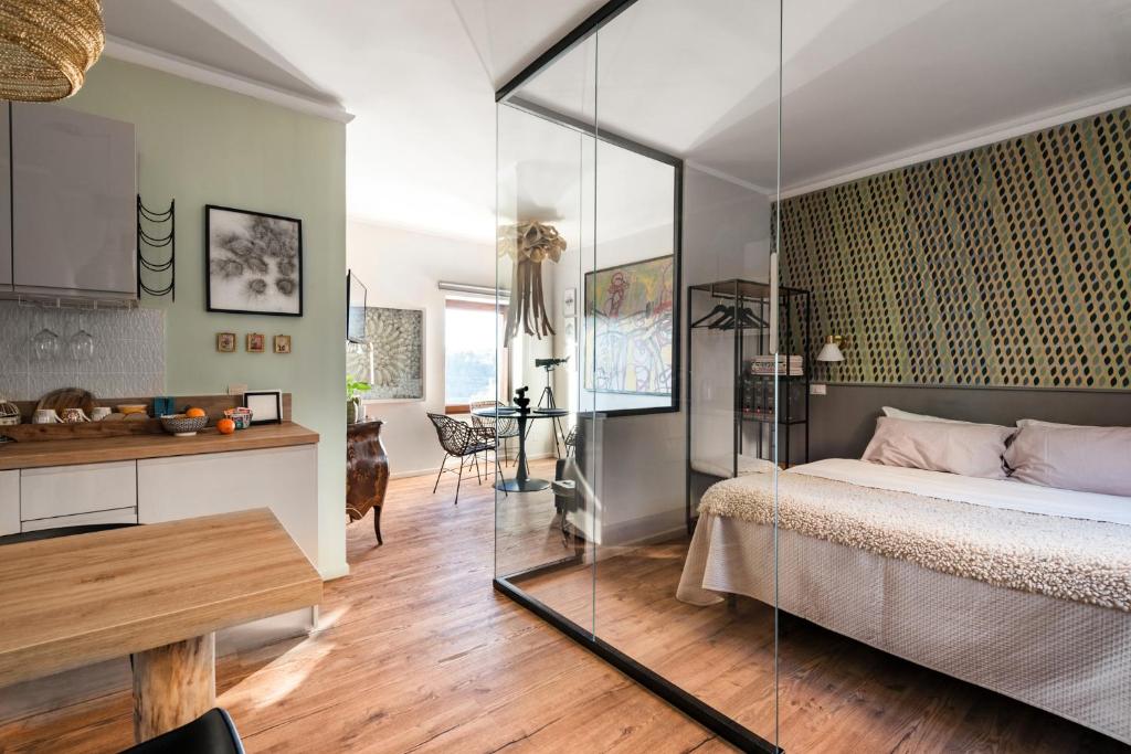SopraBosco Calcata Art & Design Apartment - Housity