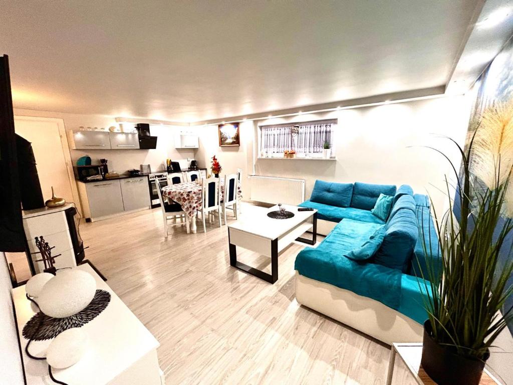 Posezení v ubytování Apartament z Jacuzzi Rotembark
