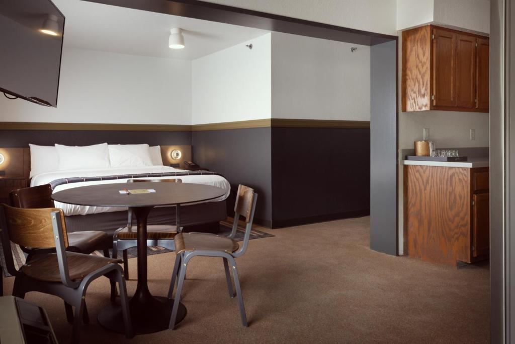 The Ozarker Lodge - Suite 2 Chambres Avec Kitchenette - Étage Élevé