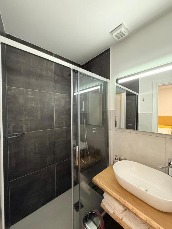Joyfül Accomodation - Double Room With Private Bathroom