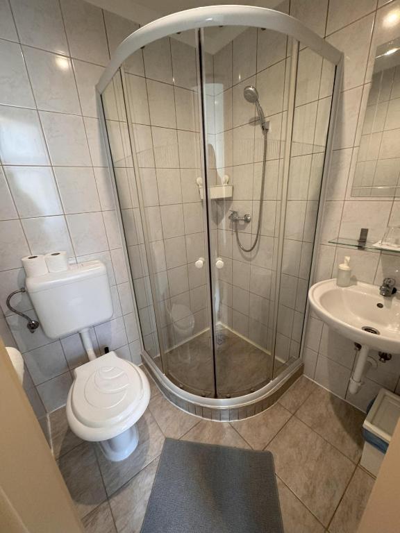 Koupelna v ubytování Omega Guesthouse Budapest